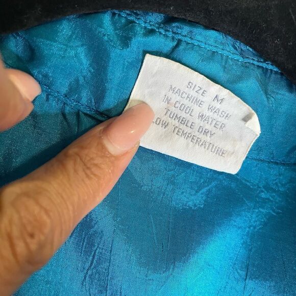 Beautiful Oversized Blue Jayre Blouse - Picture 3 of 6